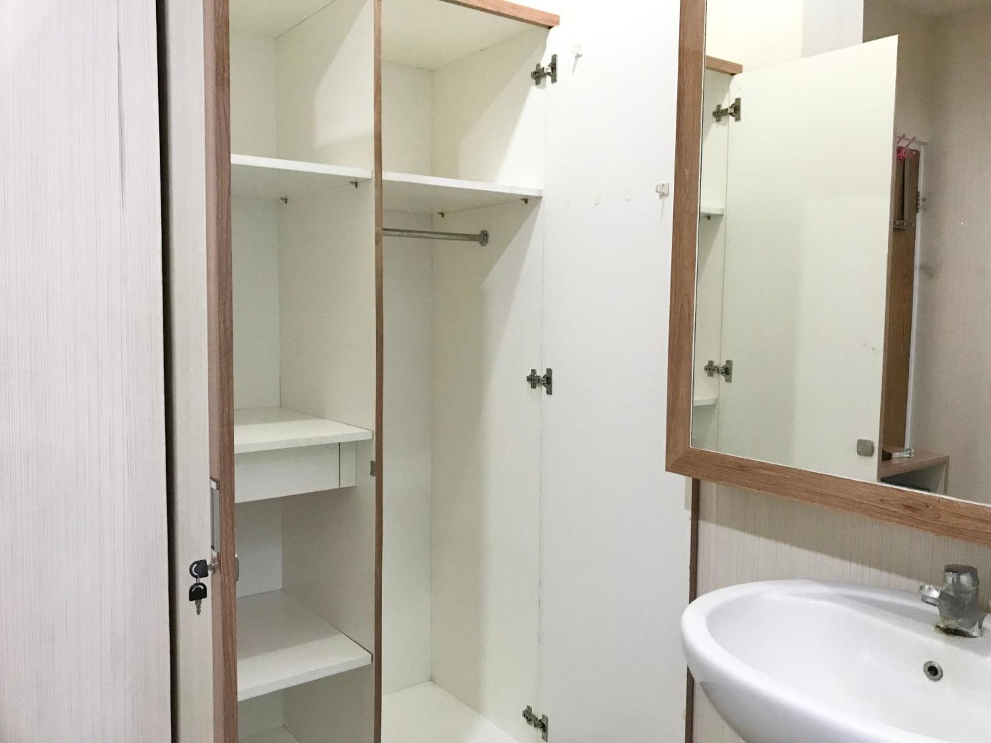 37 Guesthouse Jakarta Bilik gambar