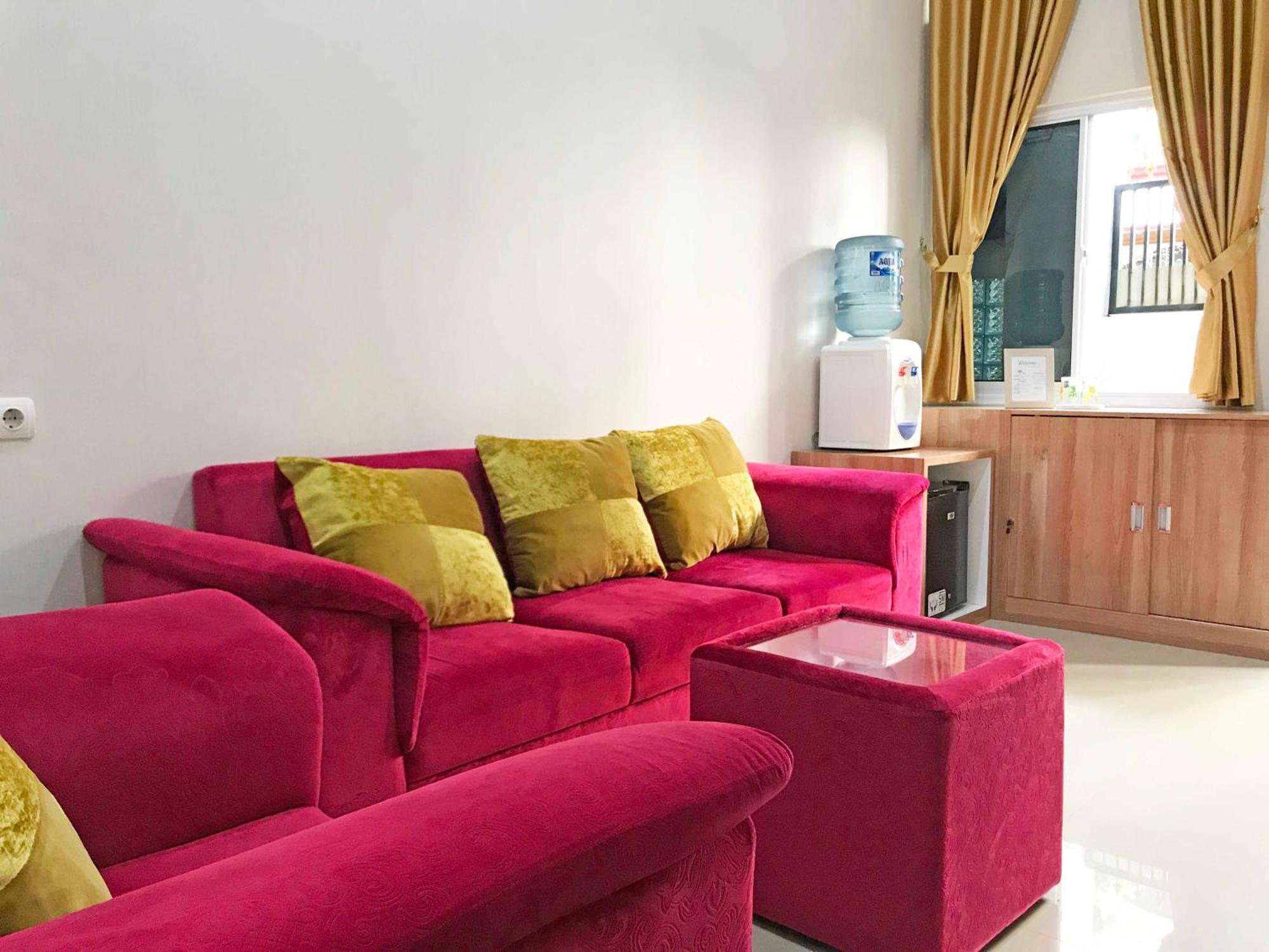 37 Guesthouse Jakarta Bilik gambar